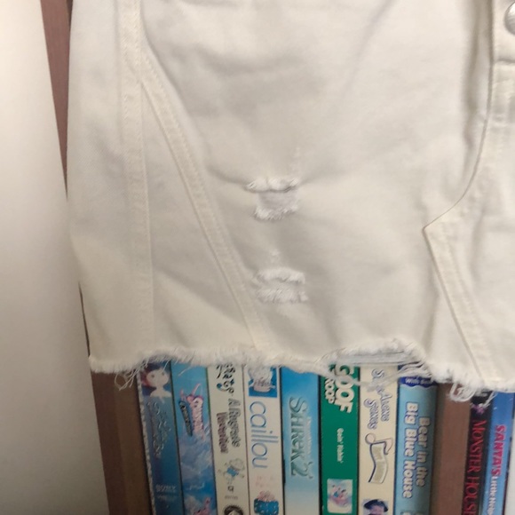We The Free Off White Distressed Button Fly High Rise Denim Skirt Sz 27 - Picture 7 of 13